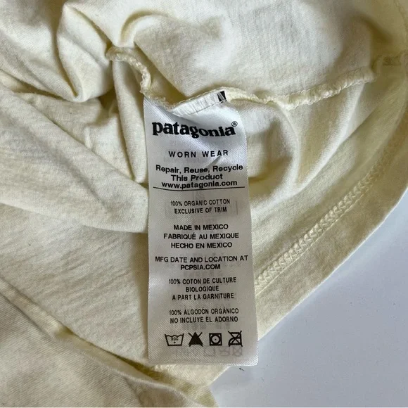 Patagonia Organic Cotton Cream Graphic Tee - Picture 4 of 6